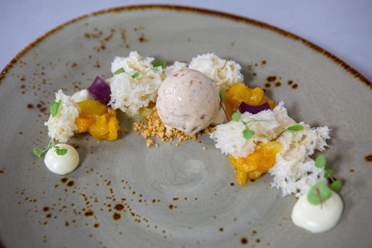 Hotel Restaurant Lunia Oldeberkoop Eksteriør billede
